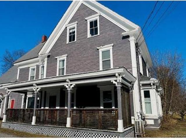 132 Broadway St, Woodstock, NB, E7M 2P5 house for sale | Listing ID NB141673 | Royal LePage