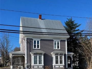 132 Broadway St, Woodstock, NB, E7M 2P5 house for sale | Listing ID NB142200 | Royal LePage