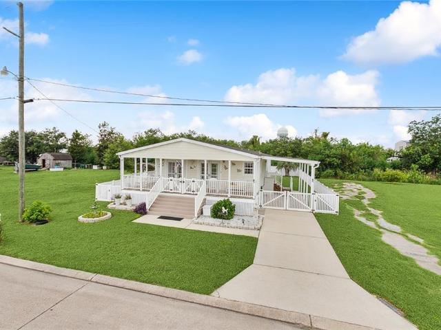 132 E Paula Drive