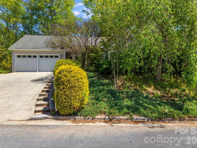 132 Fox Cross Drive