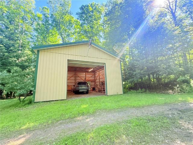 132 Hemlock Ln