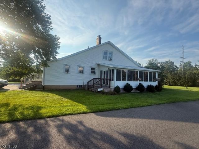132 Hillsborough Rd