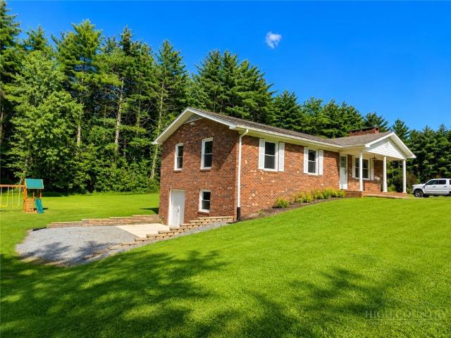 132 Oakdale Road