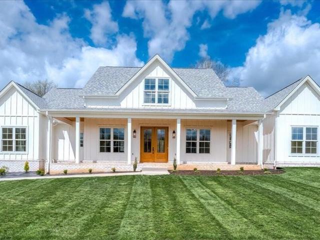 132 Lawson Dr, Wilmore, KY 40390