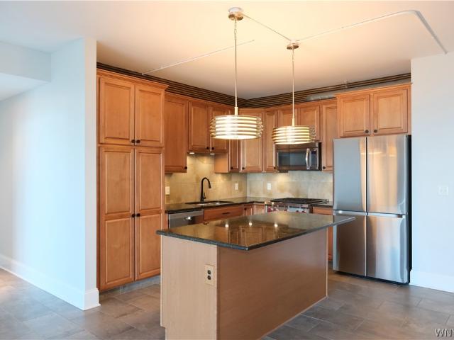 132 Lakefront Boulevard # 404