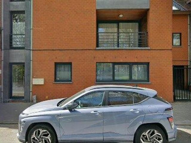 132 m2 apartment for rent in Doornik