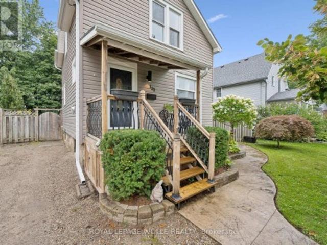 132 Perth Street, Stratford, ON, N5A 3Y2 house for sale | Listing ID X13765 | Royal LePage