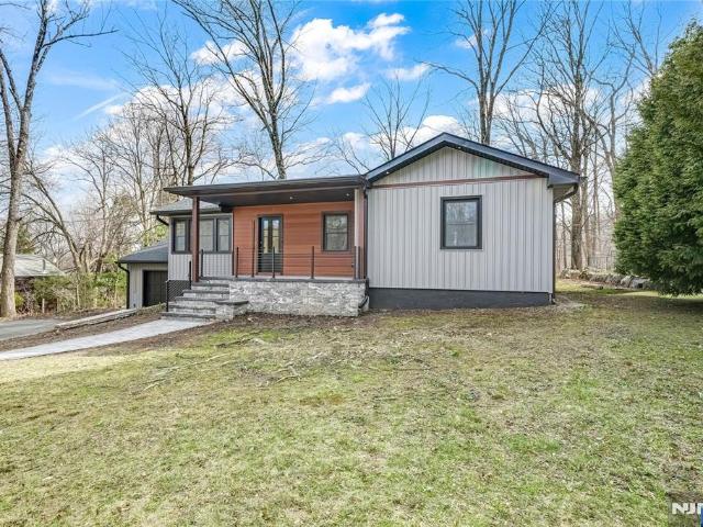 132 Upper High Crest Road