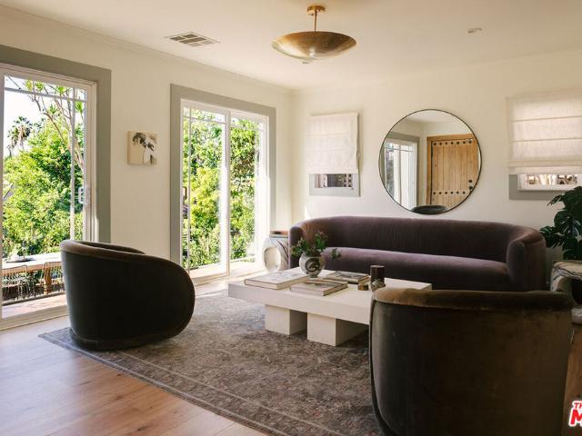 1334 Coronado Terrace