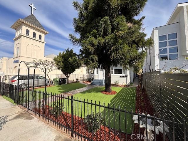 1334 S Berendo St, Los Angeles, CA 90006 | MLS #CV26044