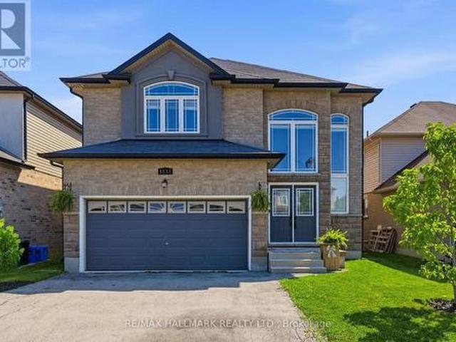 1334 Upper Paradise Road, Hamilton, ON, L9B 0C3 house for sale | Listing ID X13638 | Royal LePage