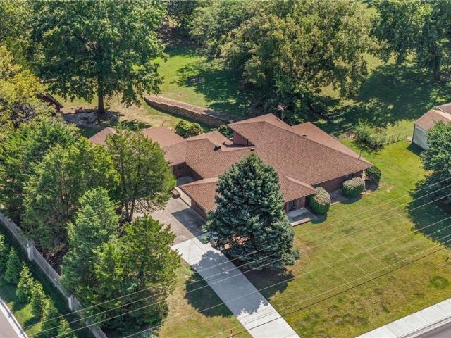 1335 N 90th Street