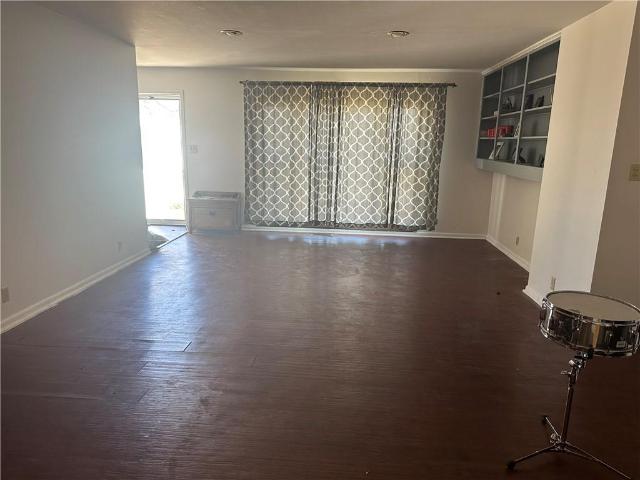 1335 N 9th Street