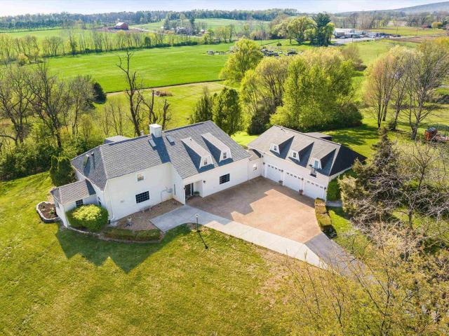 1335 courtney ln