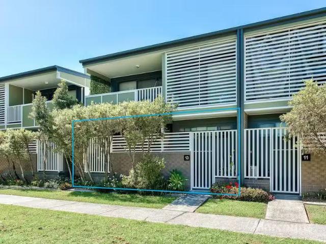 13/35 Lavender Place, Fitzgibbon, QLD 4018 Townhouse for Rent