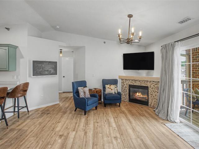 1335 SE 6th Street 304