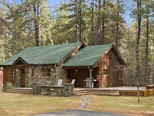 13375 SW Forest Service Road #Cabin 20 U2, Camp Sherman, US, OR
