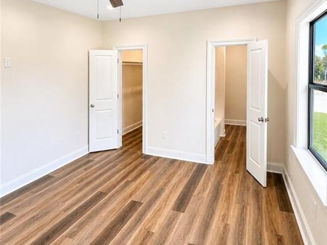 1337 Charbonnet Street
