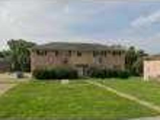 1338 Main St