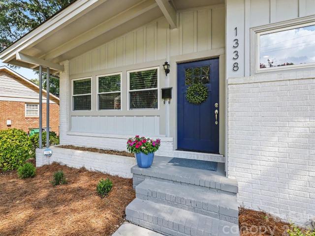 1338 Edgewater Drive