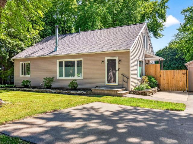 1338 leonard point road