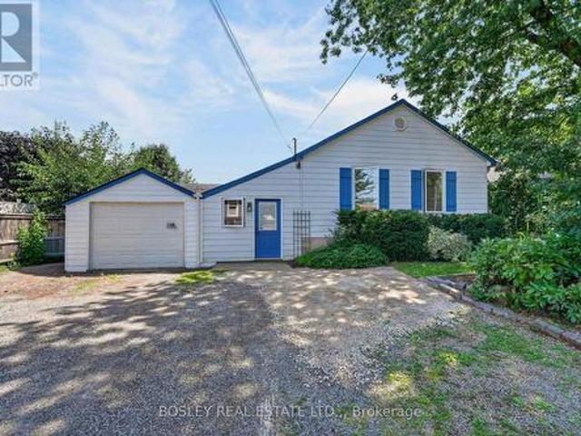 1339 Niagara Stone Road, Niagara On The Lake Virgil, ON, L0S 1J0 house for sale | Listing ID X13707 | Royal LePage