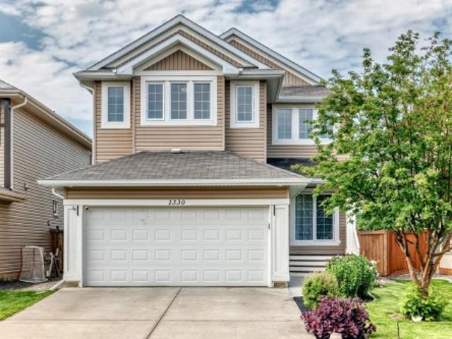 1330 B Street, Edmonton, AB, T6W 0G7 house for sale | Listing ID E4496 | Royal LePage