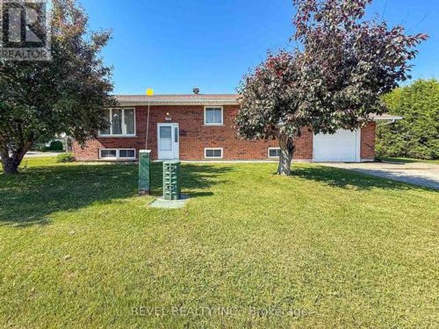 1330 Chenier Avenue, Timmins Mtj Main Area, ON, P4R 1A9 house for sale | Listing ID T13542 | Royal LePage