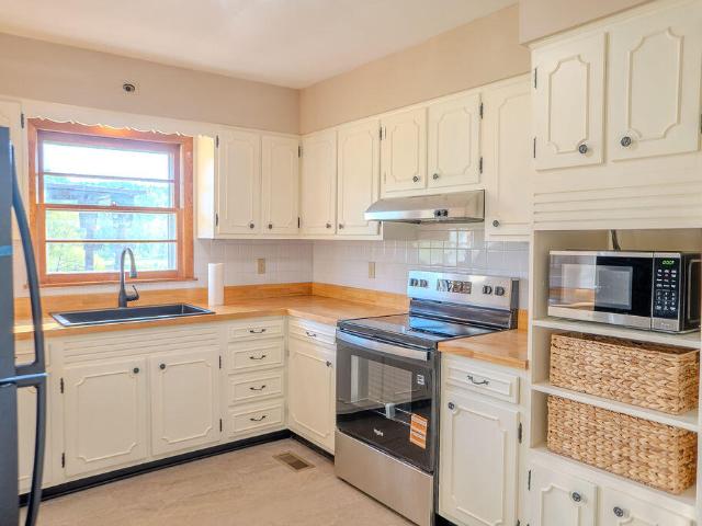 1330 Highway 191