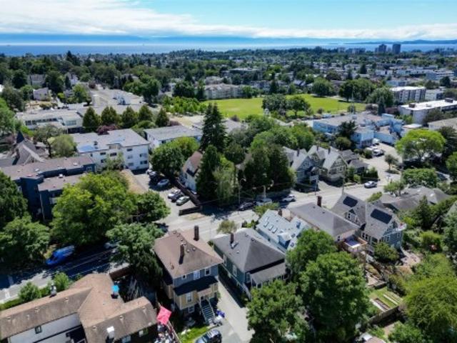1330 Johnson St, Victoria, BC, V8V 3P1 house for sale | Listing ID 1040 | Royal LePage