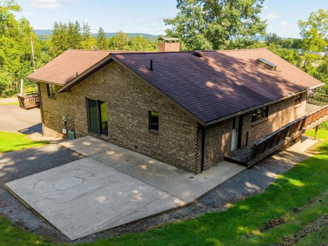 1330 pee wee hill road