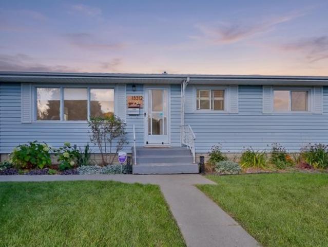 13312 A Street Nw, Edmonton, AB, T5L 0L6 house for sale | Listing ID E4509 | Royal LePage
