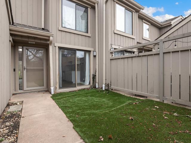 1331 Oak Hill Rd, Lake Barrington, IL 60010 | MLS #12634
