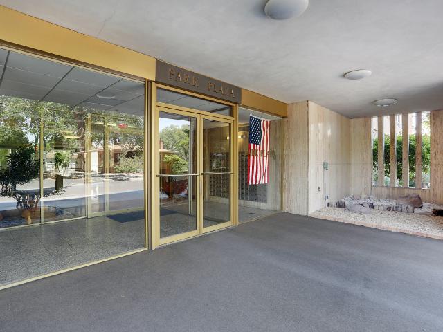 1331 Park Avenue SW 411/412