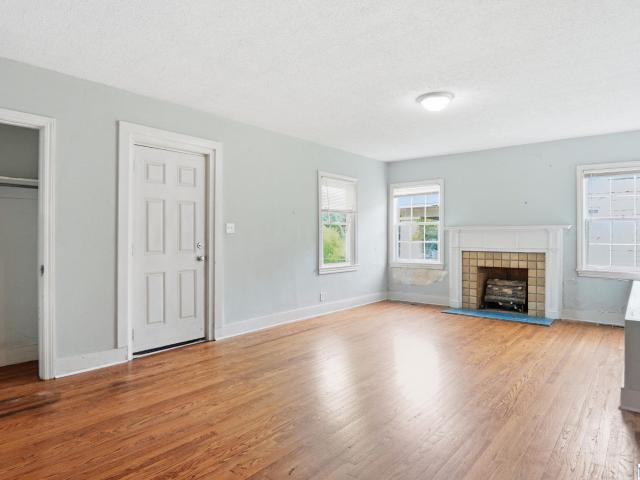 1331 43Rd Street