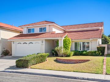 13327 Entreken Ave, 5 beds, 3 full baths