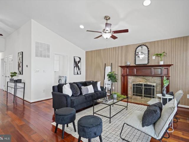 1332 Burke Road