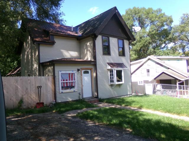 1332 Beloit Avenue