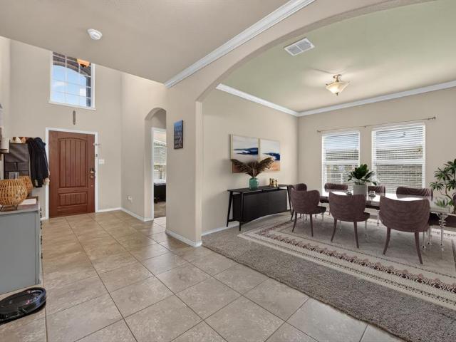 1332 Foxglove Lane