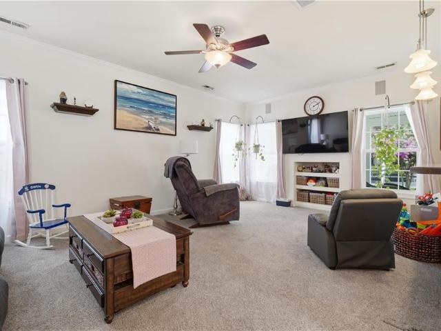 1332 Hazel AVE