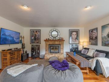13330 Middle Canyon Road, Carmel Valley, US, CA