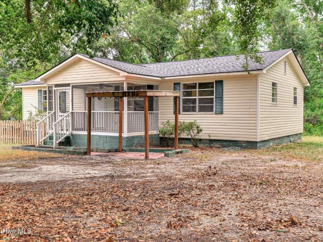 1333 Maddox Drive
