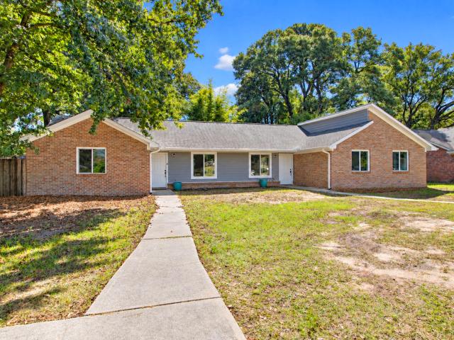 1333 Fort Johnson Road A And B