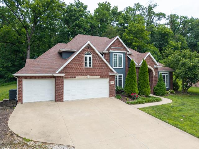 1333 grace ln