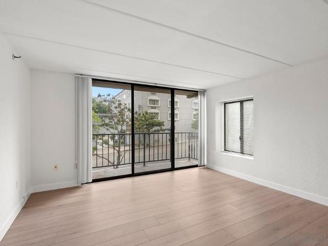 1333 8th Avenue 205