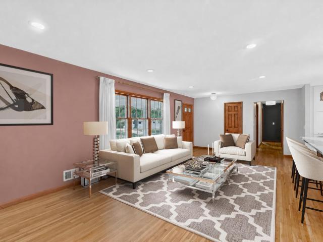 133 Craig Way NE