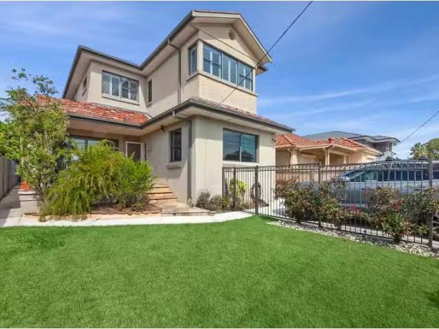 133 Alfred Street, NARRAWEENA House for rent Listed by Georgi.