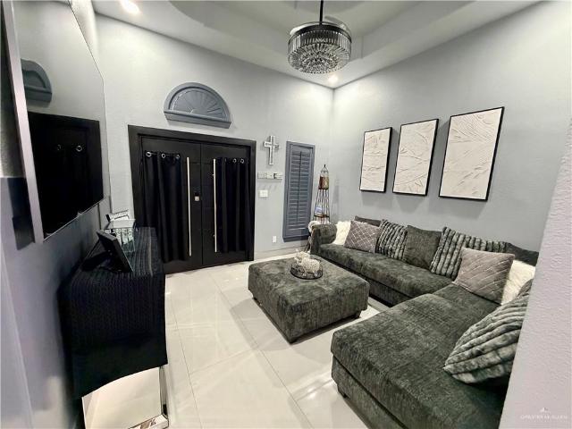 133 Gardenia Circle