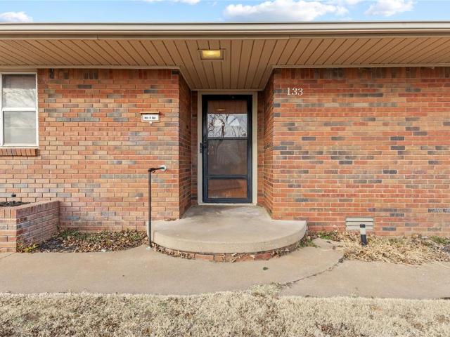 133 E 7th Street