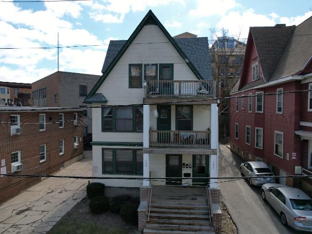 133 E Johnson St